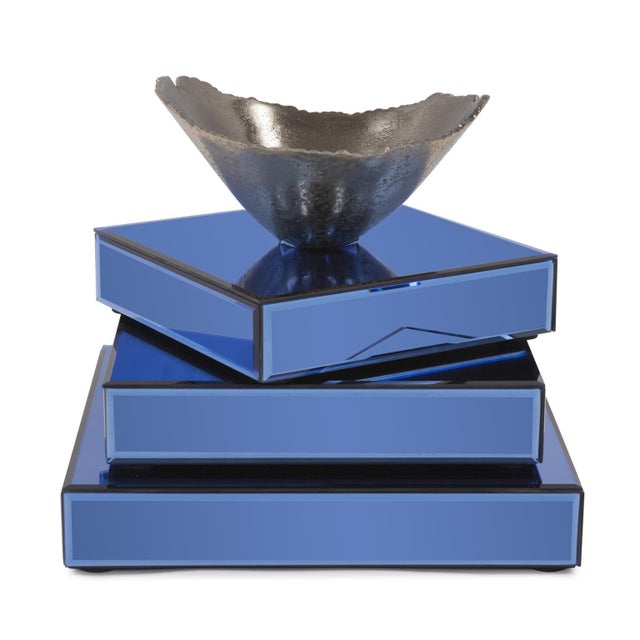Blue Sapphire Set of 3 Mirrored Platforms For Sale - Image 8 of 9