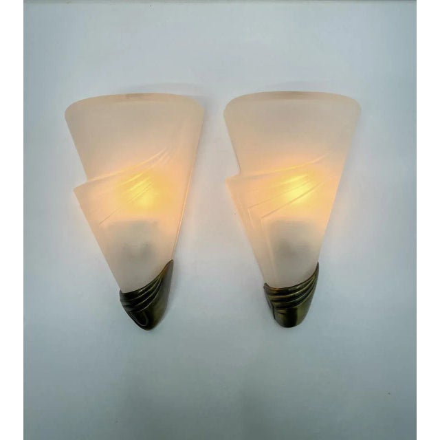 Art Deco Style Frosted Glass Wall Lights, 1970s, Set of 2 For Sale - Image 11 of 12