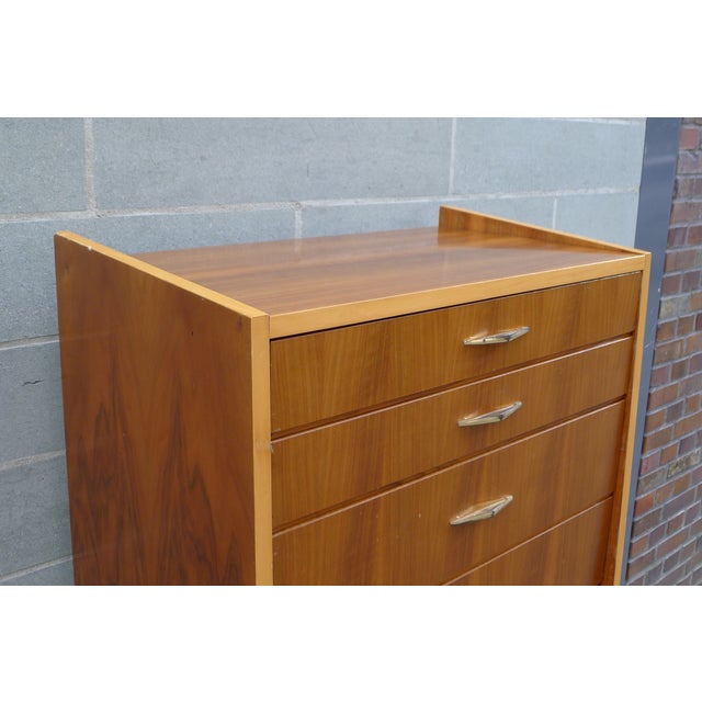 Mid-Century Chest of Drawers in Walnut and Maple with Brass Handles, 1950s For Sale - Image 6 of 17