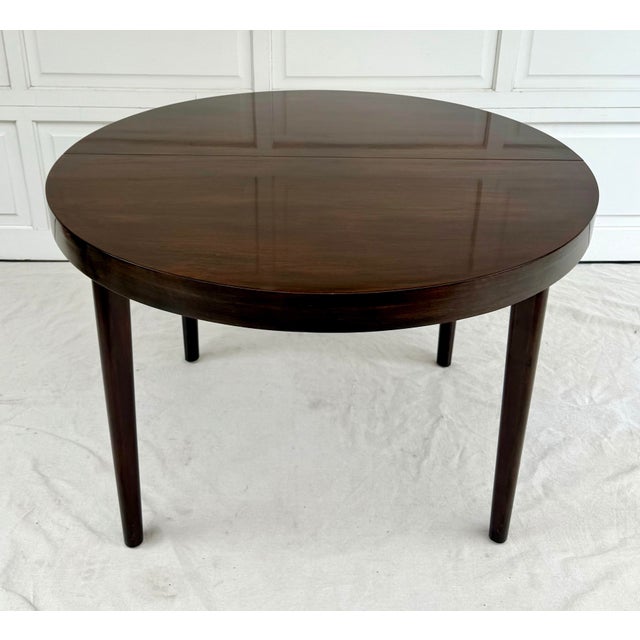 Vintage Expandable Round Dining Table With Two Leaves For Sale - Image 4 of 12