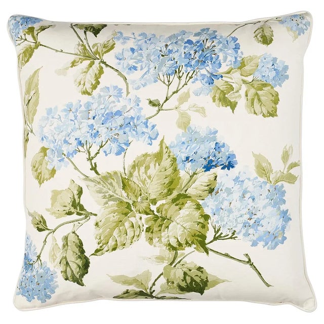 Contemporary Schumacher Summer Hydrangea Pillow 22" x 22" in Blue Hydrangea For Sale - Image 3 of 3