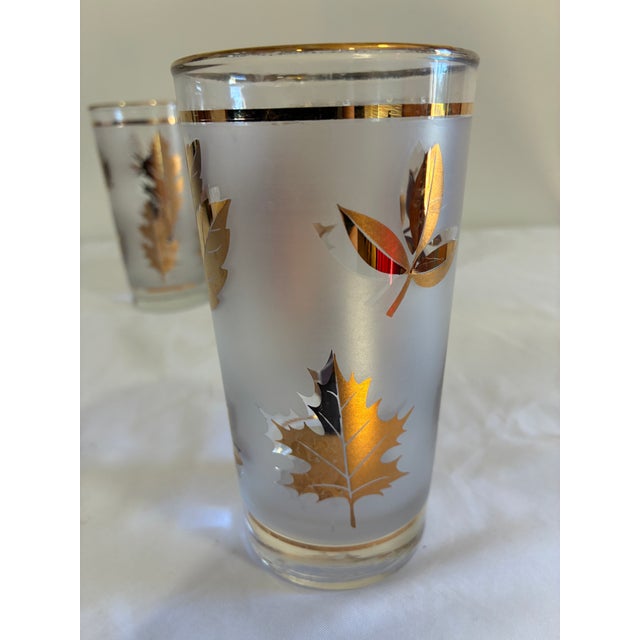 Vintage Mid 20th Century Cocktail Glasses by Libbey With Gold Leaf Design - Set of 5 For Sale - Image 10 of 12