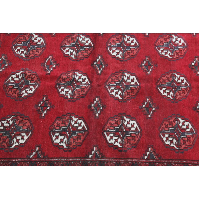 Mid-Century Turkmen Yomut Rug With Repeating Guls - Hand-Knotted Wool Circa 1950s -3' 6'' X 4' 10'' For Sale - Image 11 of 12