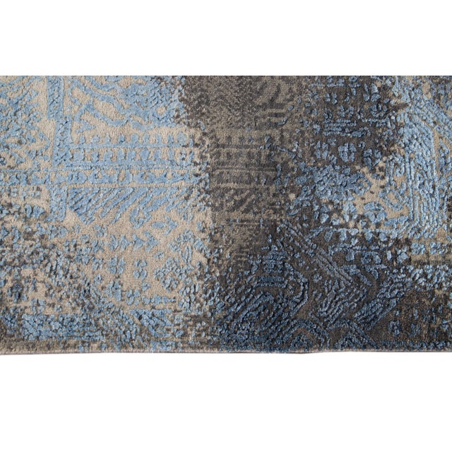 2010s 21st Century Modern Contemporary Abstract Wool Rug For Sale - Image 5 of 13