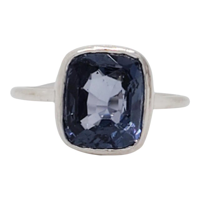Blue Spinel Solitaire Ring in Platinum, size 4 For Sale