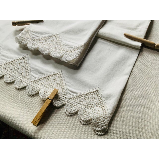 Set of 7 Antique Linen & Cotton Pillowcases With Lace Trim & Monogram — C. 1920s, Nantucket Estate For Sale - Image 10 of 18