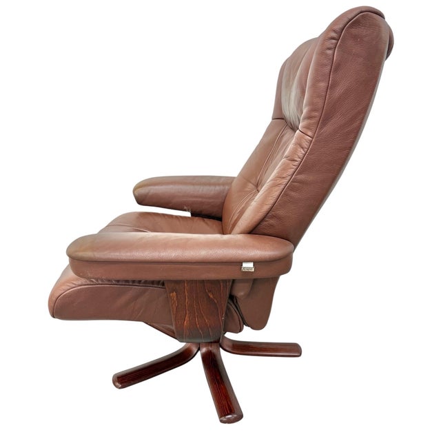 1980s Vintage Norwegian Leather Lounge Chair & Ottoman For Sale - Image 5 of 11