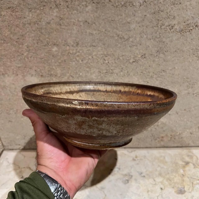 Mid-Century Modern Pottery Bowl, Brown, Signed, 10.25" Diameter, 1970s For Sale - Image 9 of 10