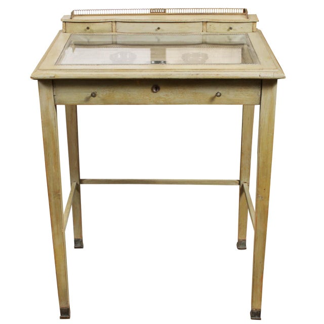 Metal Late 19th Century French Collector’s Display Table For Sale - Image 7 of 8