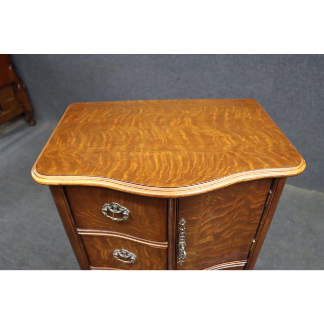 Pulaski Furniture Victorian Style Quarter-Sawn Oak Lingerie Chest For Sale - Image 9 of 14