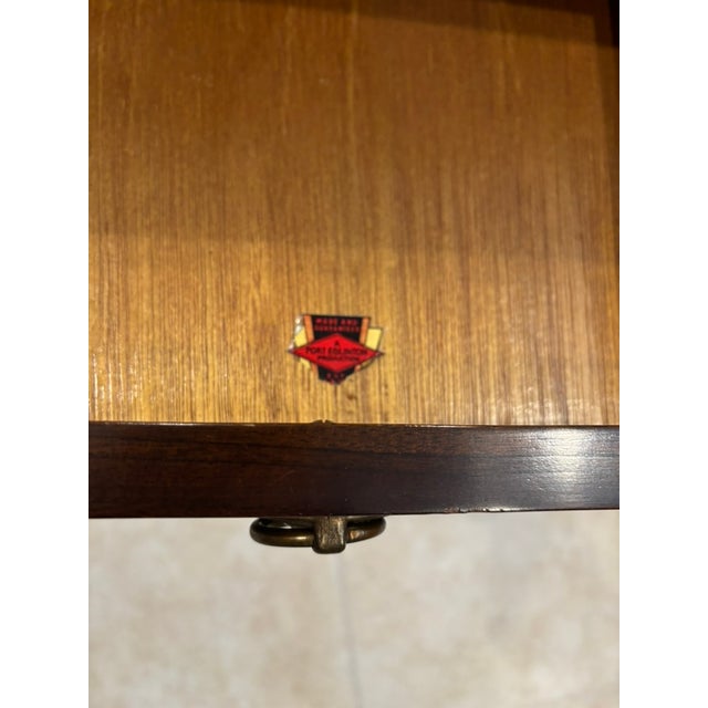 Mid-Century Drop Leaf Tea Table For Sale - Image 4 of 10