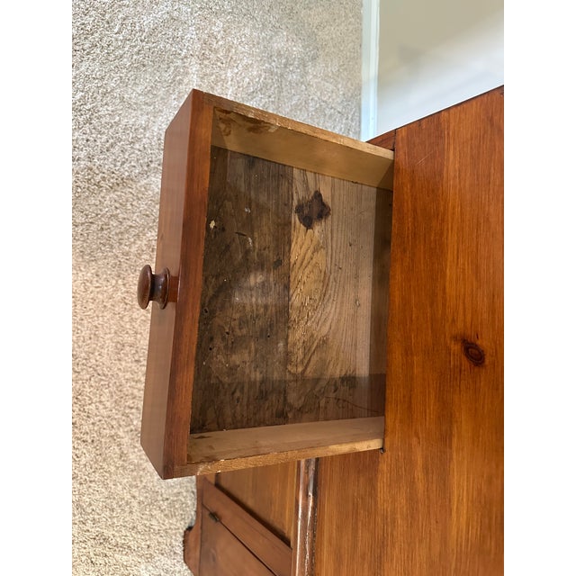 Antique Pine Lift-Top Dry Sink For Sale In Detroit - Image 6 of 9