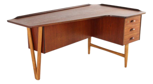 Boomerang Desk by Peter Løvig Nielsen for Hedensted Møbelfabrik