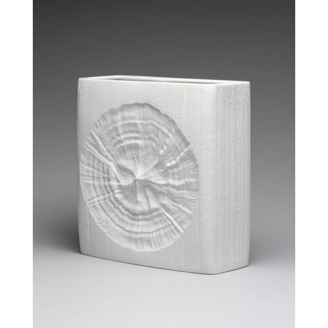 1970s Brutalist Porcelain Vase by Martin Freyer for Rosenthal, Germany, 1960s For Sale - Image 5 of 13