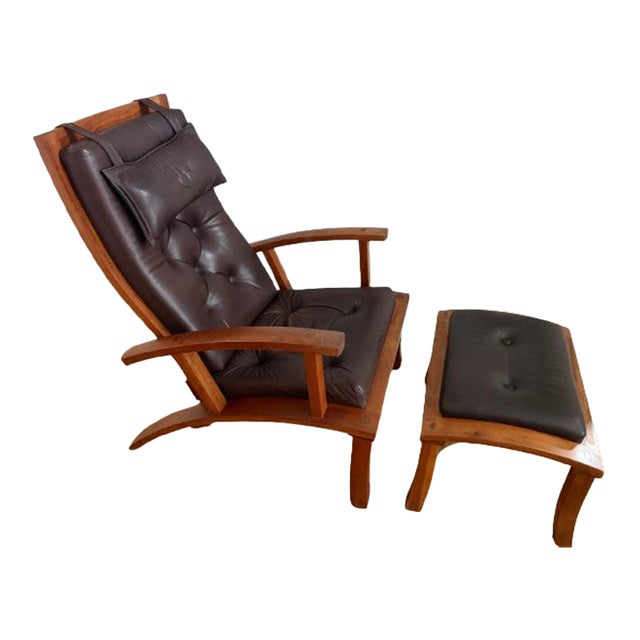 Thomas Moser Cherry Wood & Leather Lounge Chair With Ottoman For Sale