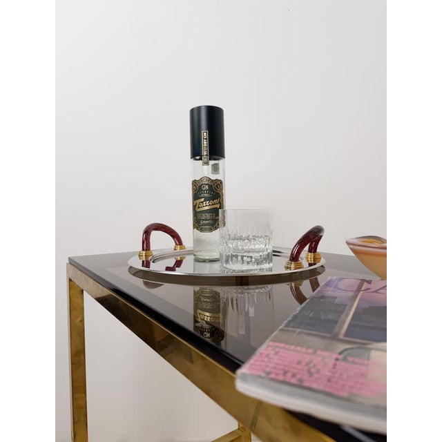 We are pleased to offer for sale a round tray that achieves a refined balance between minimalist design and artisanal...