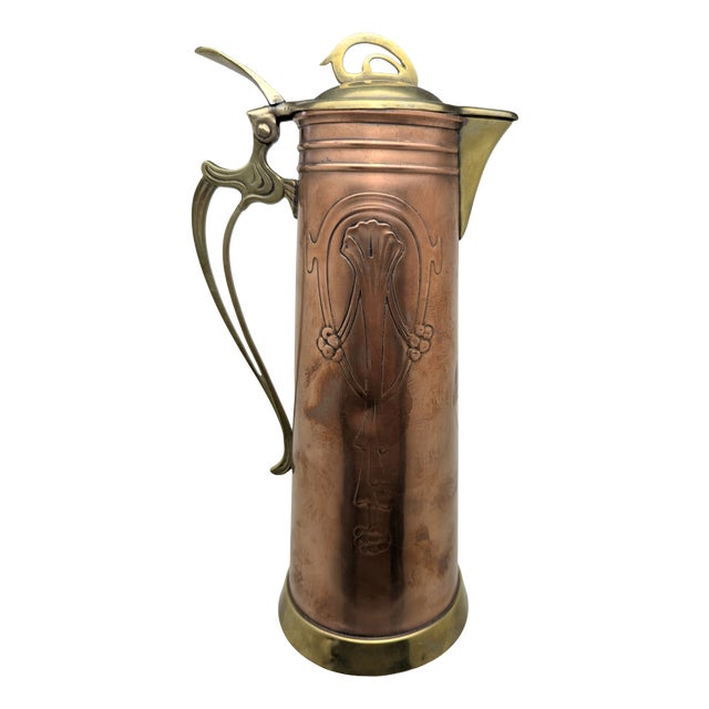Classic Art Nouveau Serving Jug in Copper and Brass, Germany, 1900 For Sale