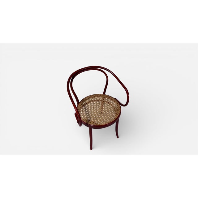 The iconic Thonet 209 chairs Attributed to Gebrüder Thonet, consists of only six parts and was a favorite of the Swiss...