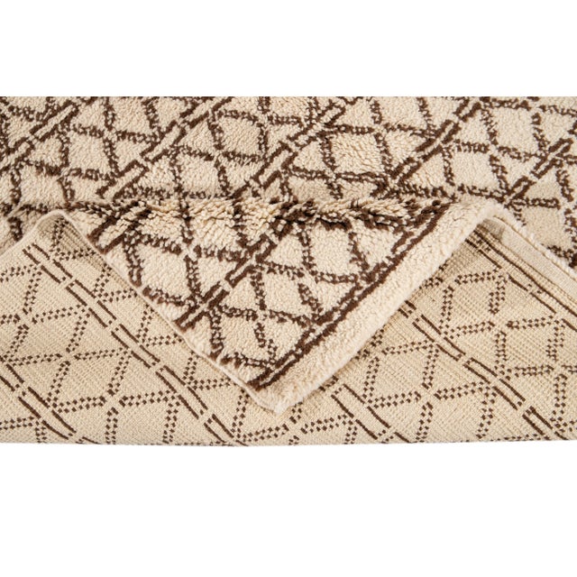 Contemporary 21st Century Contemporary Ivory Moroccan Tribal Wool Rug For Sale - Image 3 of 13