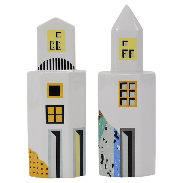 Vintage Skyscraper Salt and Pepper Shakers by Heide Warlamis, 1990, Set of 2 For Sale