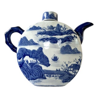 Large Vintage Porcelain Blue Willow Teapot For Sale
