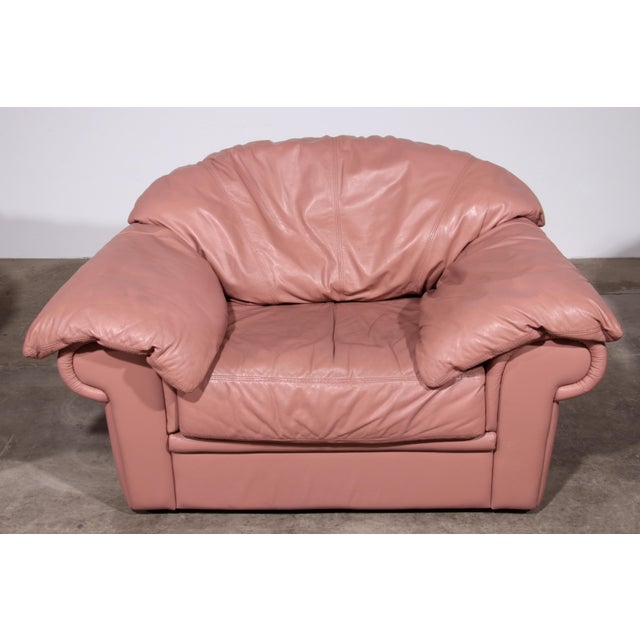 Vintage Italian Lounge Set in Rose Pink Leather, 1970s, Set of 4 For Sale - Image 4 of 18