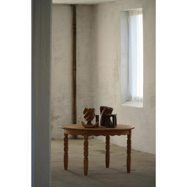 Mid-Century Danish Round Dining Table in Oak with Two Extensions, 1960s For Sale - Image 9 of 18