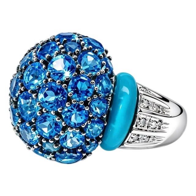 Late 20th Century 14K White Gold Diamond Turquoise Blue Topaz Designer Ring, Size 7 For Sale