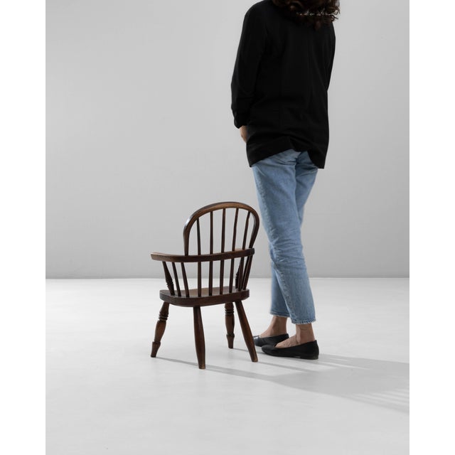 19th Century English Small Spindle-Back Wooden Armchair For Sale - Image 4 of 18