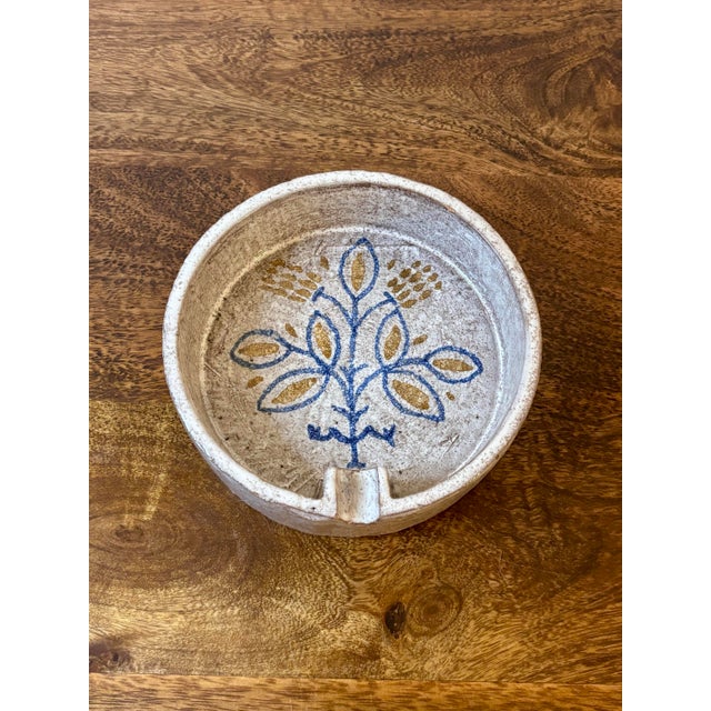 Mid-Century Modern 1950s Early Aldo Londi for Bitossi Hand Painted Ceramic Ashtray, Italy For Sale - Image 3 of 6