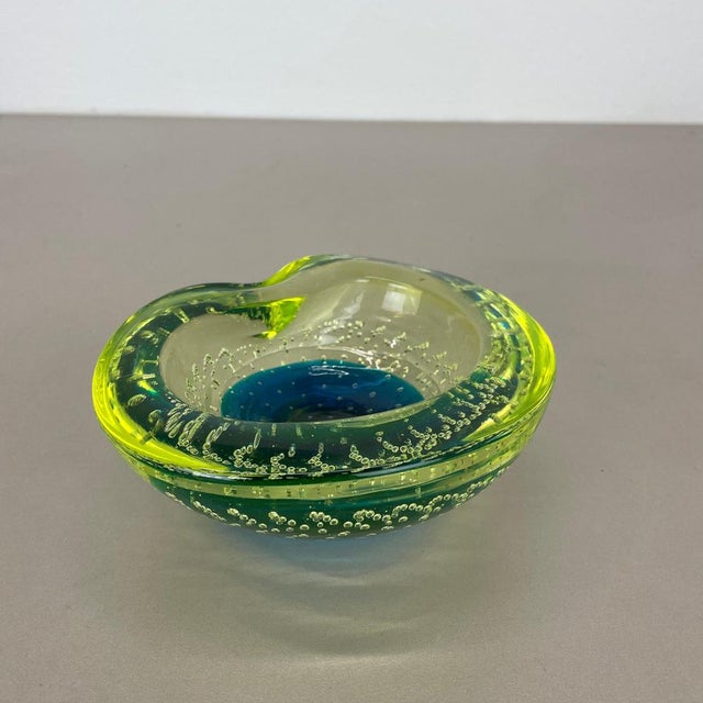 Large Murano Glass Bubble Yellow Bowl, Italy, 1970s For Sale - Image 10 of 18