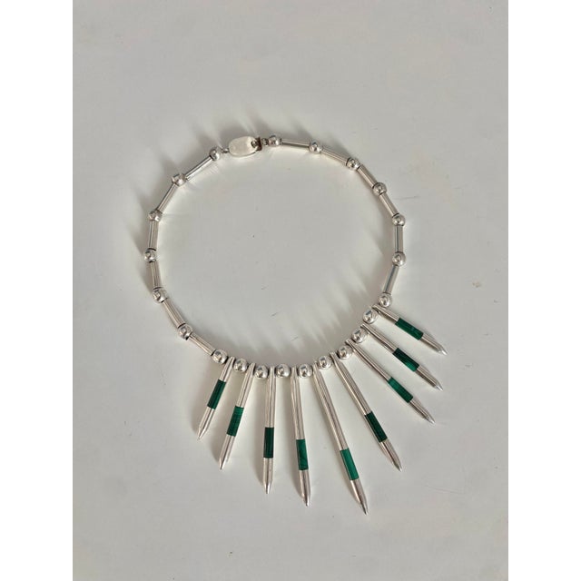 Taxco Sterling Silver + Malachite Modernist Necklace, Mexico 1970s For Sale - Image 12 of 13