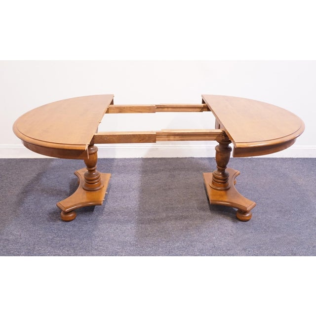 Ethan Allen Heirloom Nutmeg Maple Colonial Early American 79" Double Pedestal Dining Table 10-6094 For Sale In Kansas City - Image 6 of 13