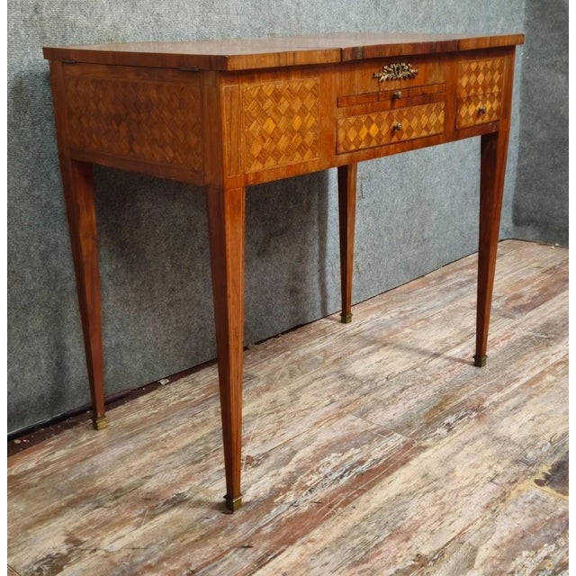 Antique marquetry dressing table – louis xvi style – with mirror a very elegant antique louis xvi style dressing table...
