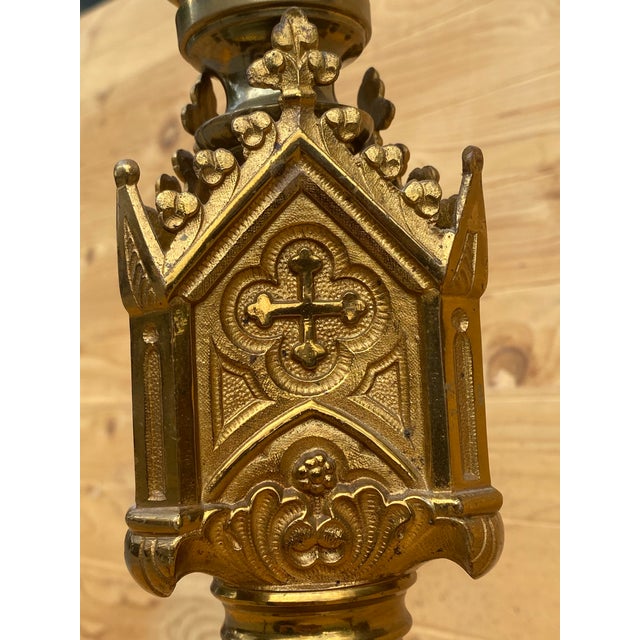Antique French Neogothic Altar Torchère Candlestick Set With Jesus & Cross- Set of 2 For Sale In Chicago - Image 6 of 7