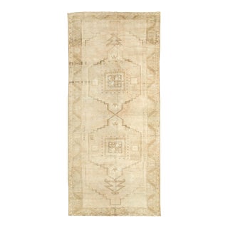 Galerie Shabab Collection Mid-20th Century Turkish Anatolian Gallery Rug For Sale