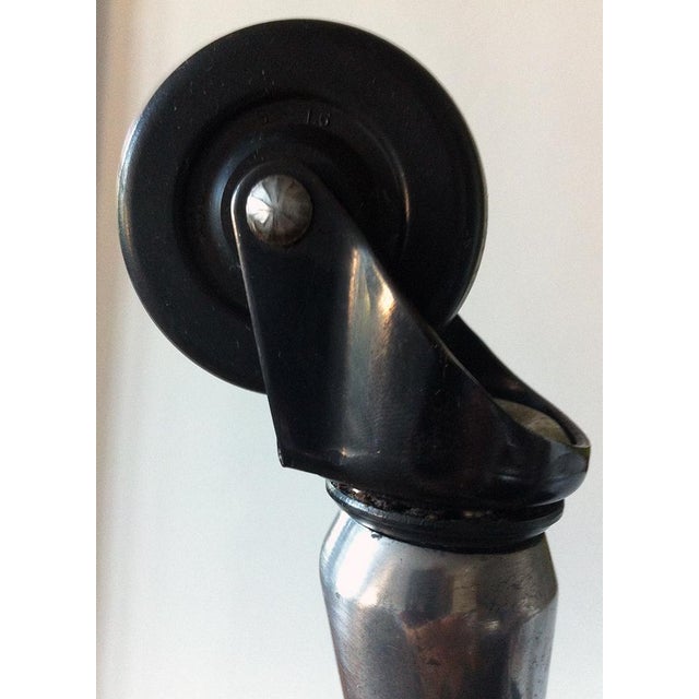 Herman Miller 1960s Mid Century Herman Miller Pair of Tables For Sale - Image 4 of 5