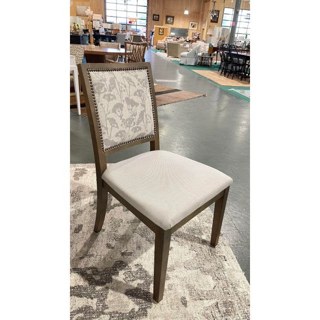 Wood Bassett Furniture Gray Oak Round Pedestal Dining Set With Six Upholstered Chairs For Sale - Image 7 of 8