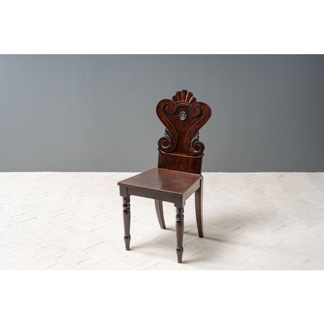 English Early 19th Century Pair of English Regency Hall Chairs For Sale - Image 3 of 15