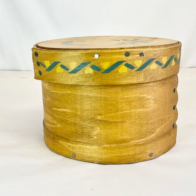 1980s Vintage Americana Folk Art Maple Wood Cheese Box For Sale - Image 9 of 10