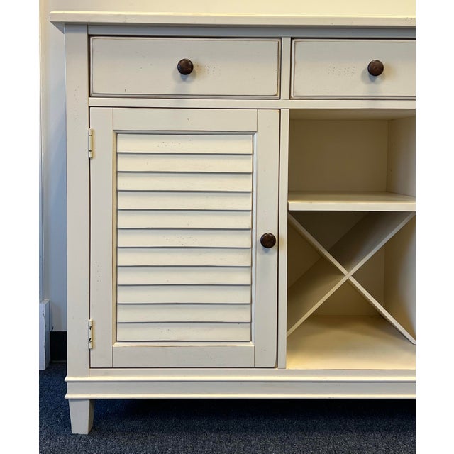 Bassett Furniture Basset Cottage Style Sideboard / Buffet For Sale - Image 4 of 10