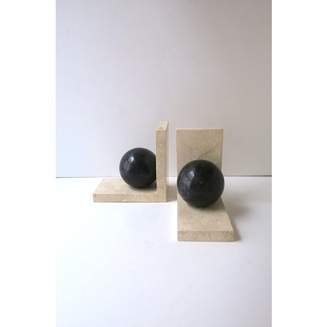 Marble Art Deco Modern Revival Bookends, Late-20th Century For Sale In New York - Image 6 of 8