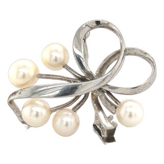 1990s Mikimoto Estate Akoya Pearl Brooch Sterling Silver For Sale