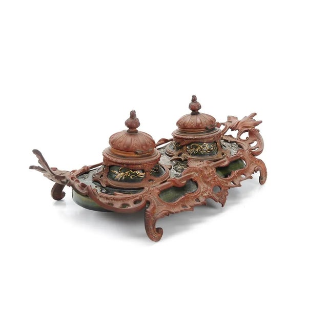 Antique 19th century Baroque Ceramic Inkwell For Sale In Los Angeles - Image 6 of 9
