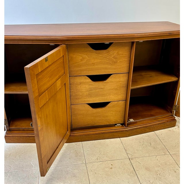 Wood Mid 20th Century Henredon Buffet For Sale - Image 7 of 8
