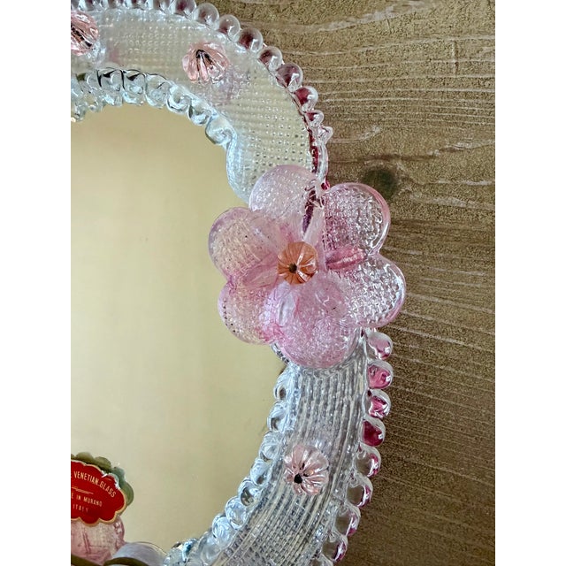 C.1950s Vintage Italian Venetian Hand-Blown Pink Floral Murano Glass Hand Mirror For Sale - Image 9 of 9