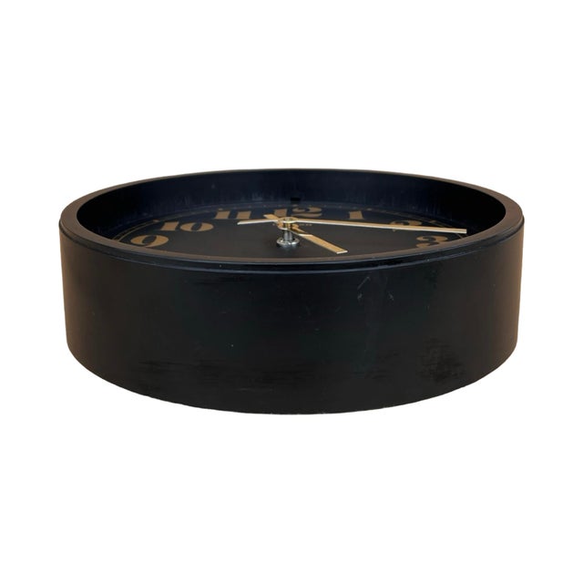 Wall clock, HANSON Ireland 90s Irish designer wall clock in postmodern style from the 90s. The dial is made of black...