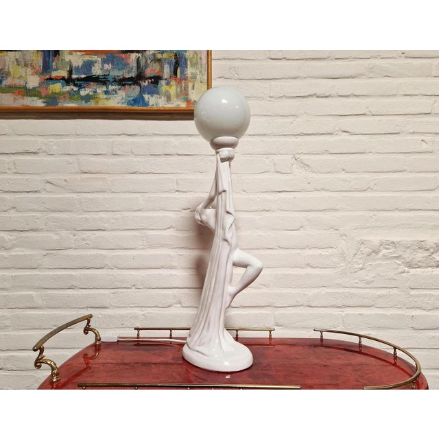 Vintage Art Deco Table Light, 1970s, in Very Good conditions. Designed 1920 to 1949 European Plug (up to 250V).The wiring...