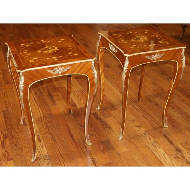 French 1990s Pair of French Louis XV Style Mixed Wood Inlaid Ormolu End Tables For Sale - Image 3 of 12