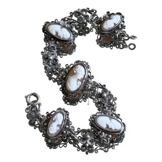 Vintage Mid-Century Cameo Filigree Link Bracelet, Circa 1940s For Sale